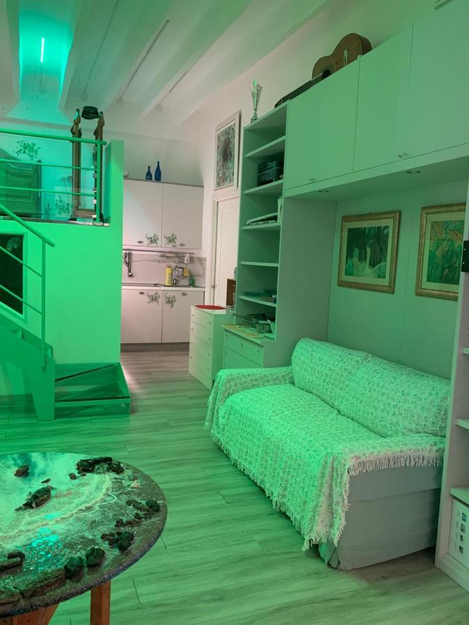 Апартаменти Joli Studio Au Soleil Мантон Екстер'єр фото